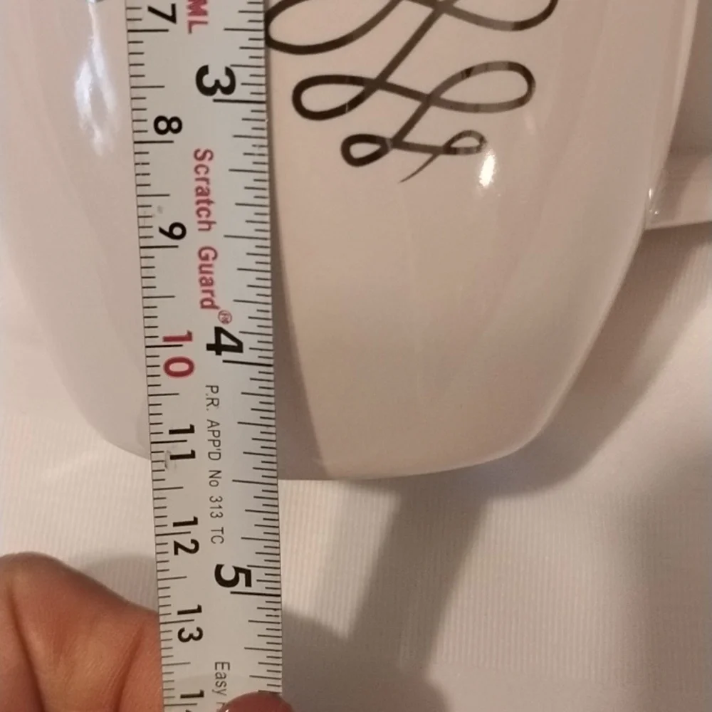 10 Strawberry Street, 'Hello Gorgeous Oh La La' - Ceramic Cream Mug - Picture 6 of 7